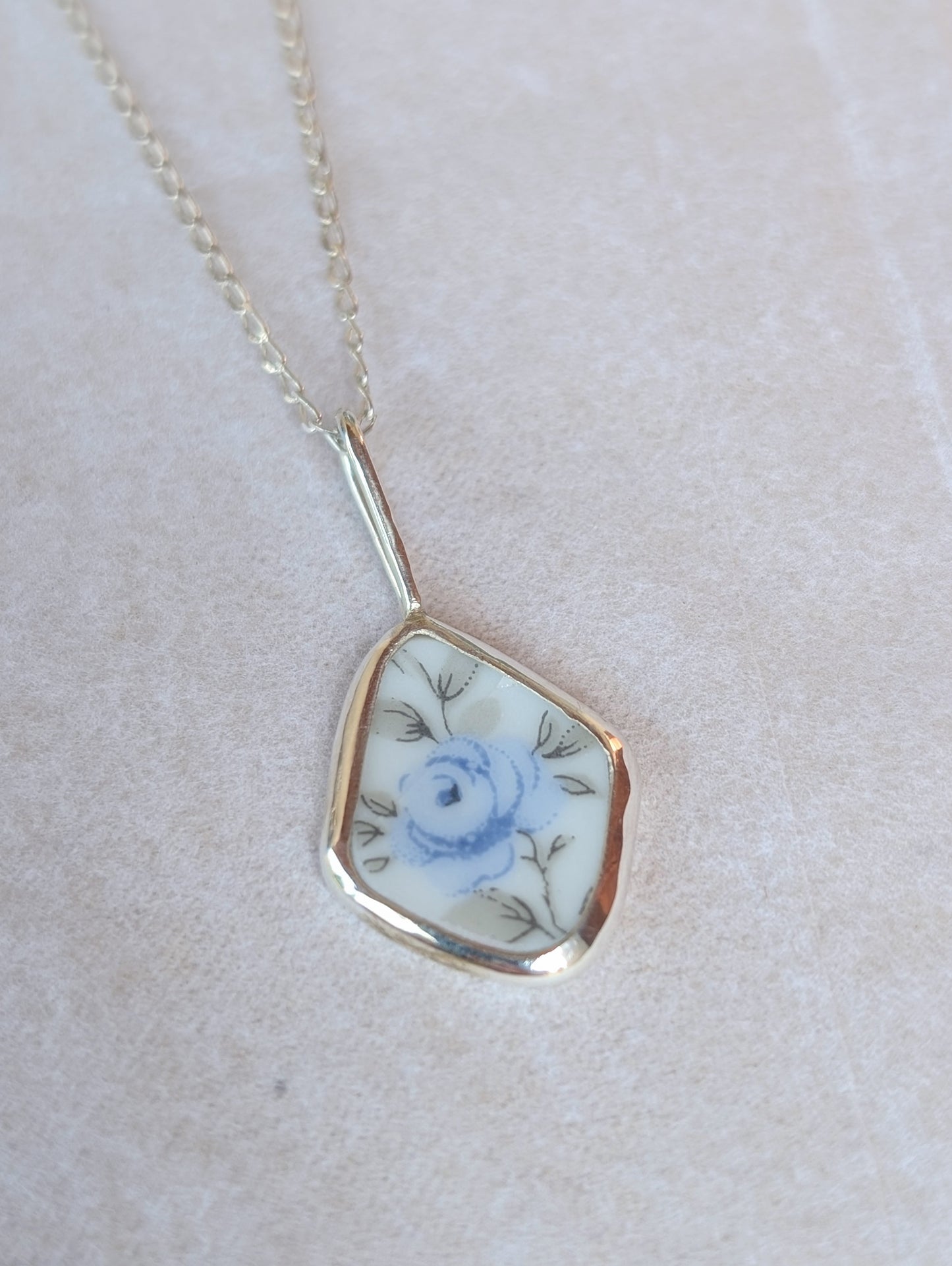 Collier porcelaine