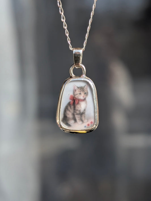 Collier chat noeud rouge
