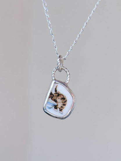 Collier new bone china