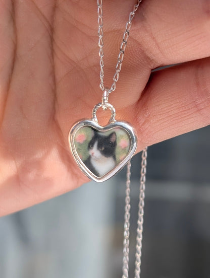 Collier coeur chat noir et blanc