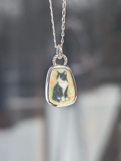 Collier chat noir et blanc