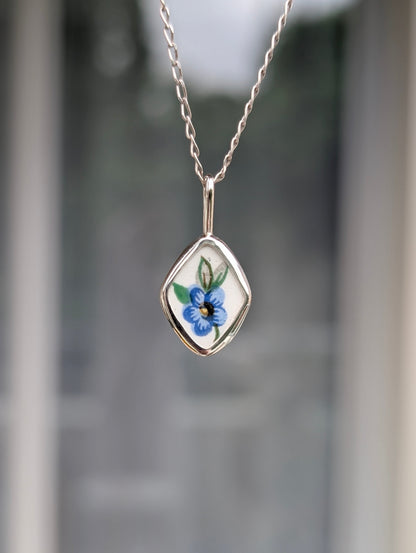 Collier poterie