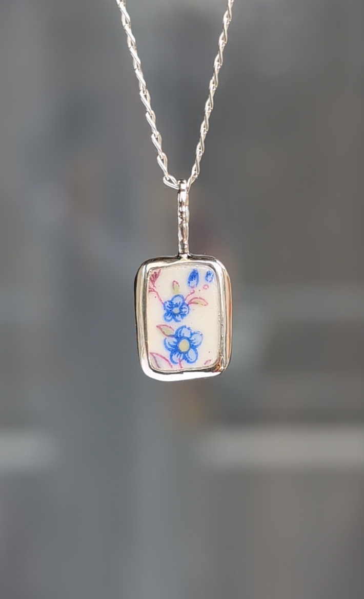 Collier poterie