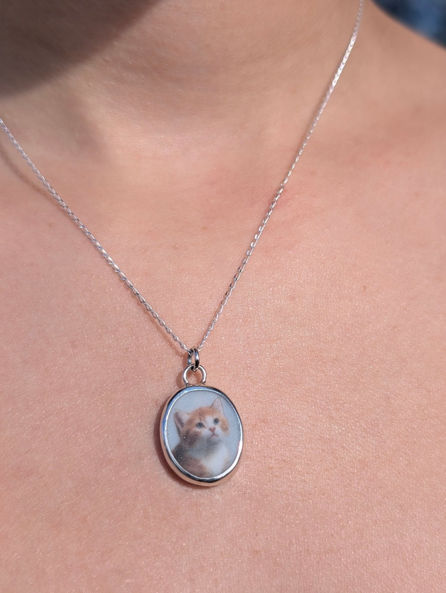 Collier chat roux